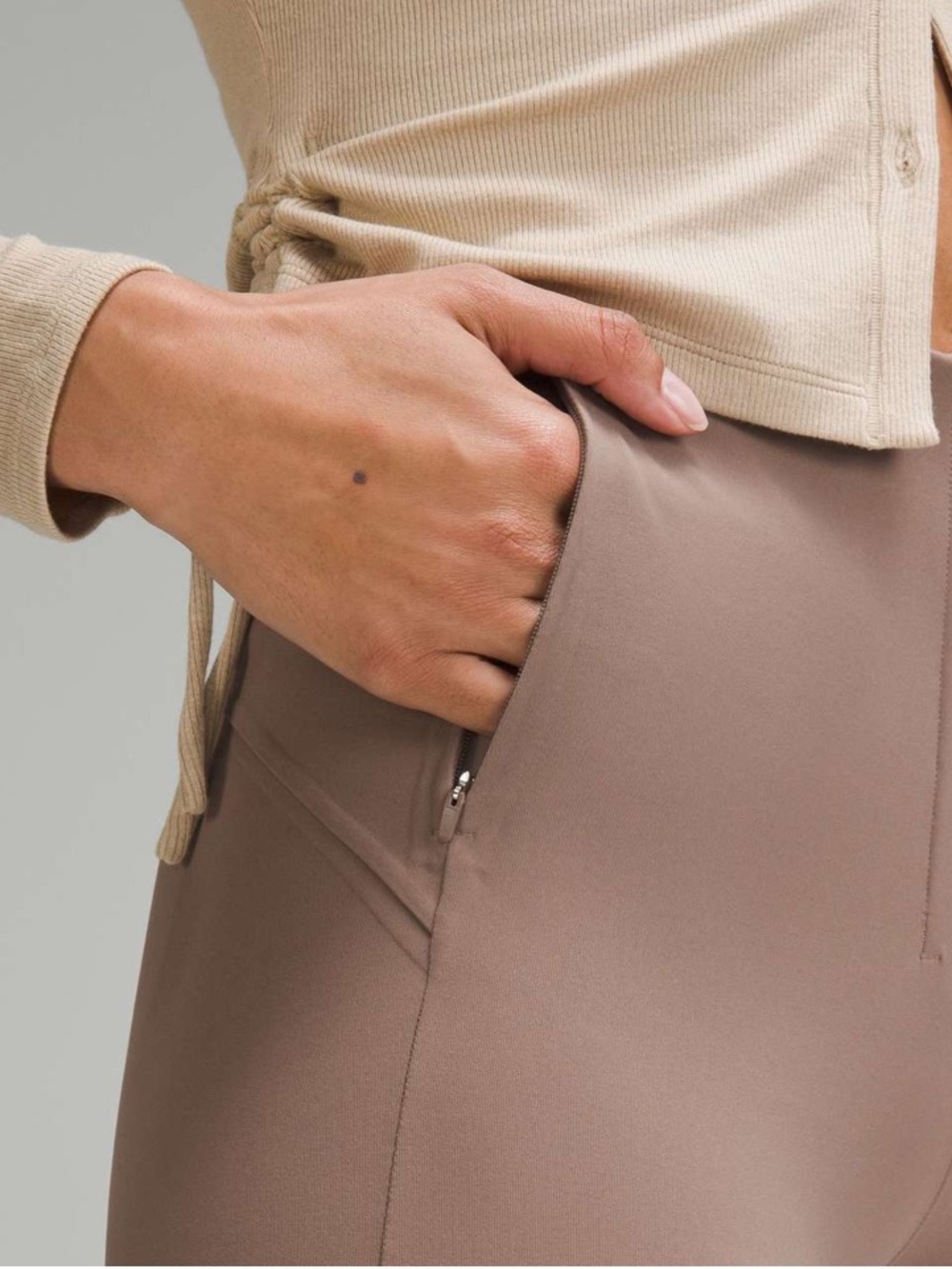 Lululemon Smooth Fit Pull-On High-Rise Pant *Regular Taupe size 6 - Picture 4 of 16
